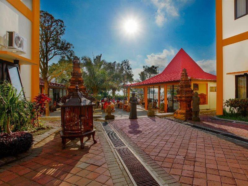 Ciptaningati Hotel Batu  Luaran gambar