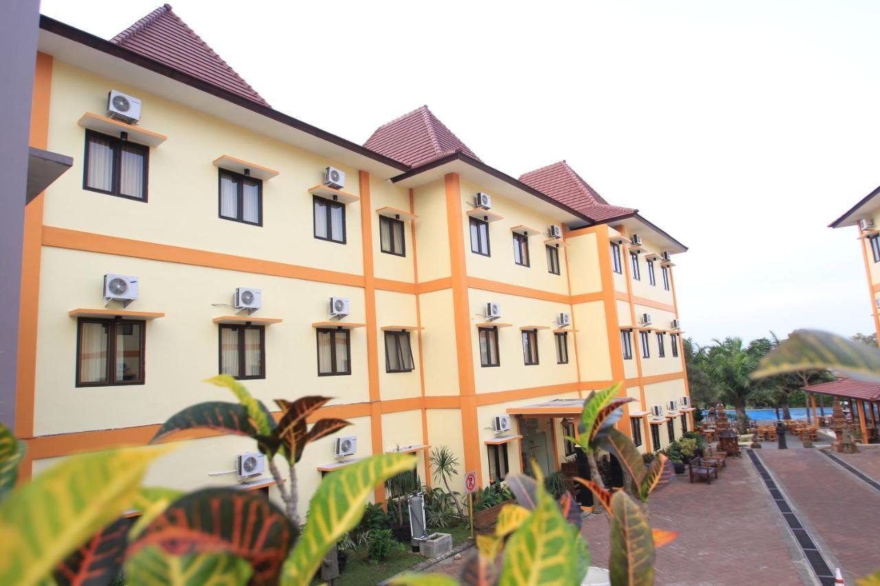 Ciptaningati Hotel Batu  Luaran gambar