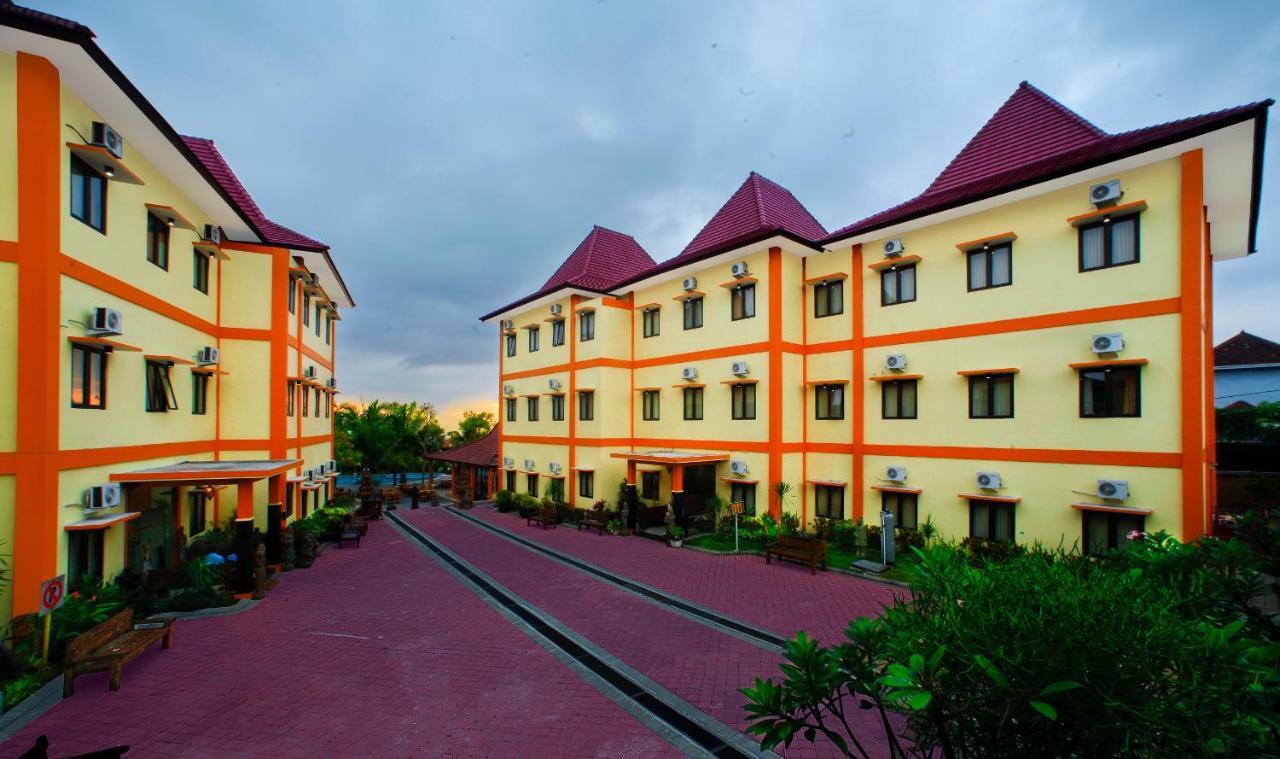 Ciptaningati Hotel Batu  Luaran gambar